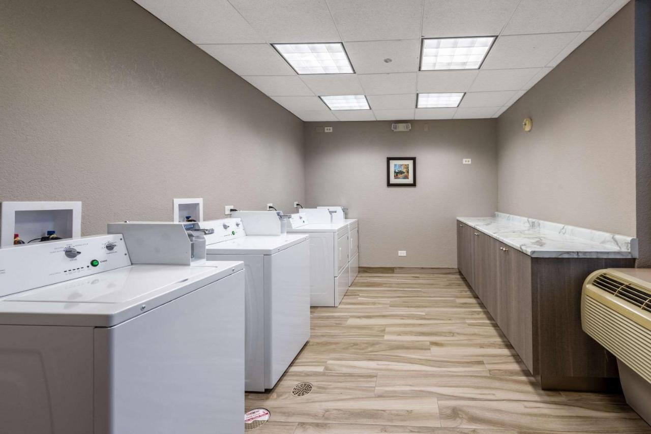 Comfort Inn Chicago Schaumburg - O'Hare Airport Bagian luar foto